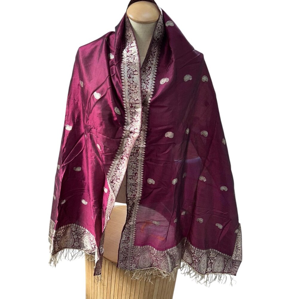 Indian Sari SILK burgundy gold embroidered paisley dupatta scarf 22x70 - Picture 4 of 4